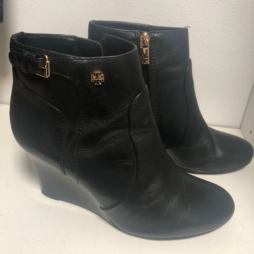 Tory Burch black leather wedge boot size 8